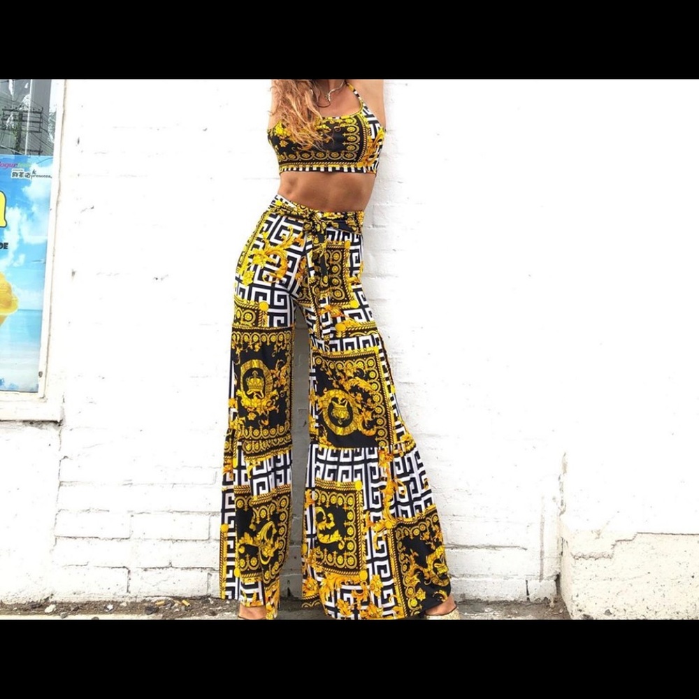 Versace like pattern outfit